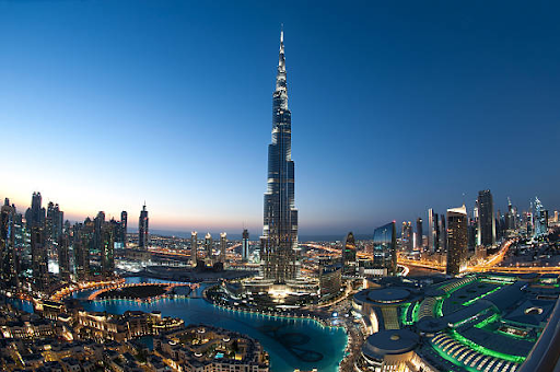 Skyline of Dubai with Burj Khalifa, highlighting UAE's dynamic business landscape and free zone opportunities.